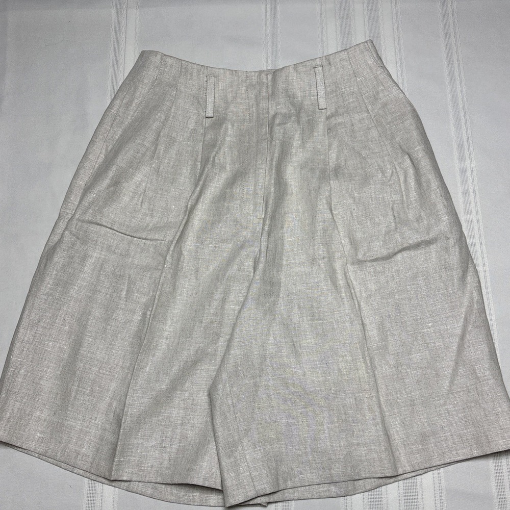 Valerie Stevens Women's Long Shorts Sz 6 Beige 100% Linen Pleats Pockets